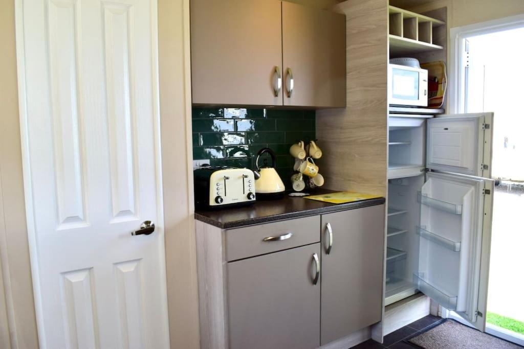 Cosy & Modern Private Seaview Caravan North Seaton Exterior photo