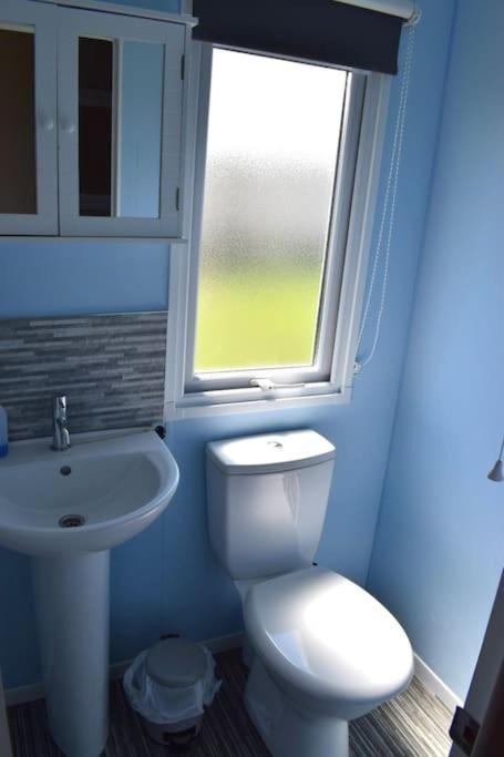 Cosy & Modern Private Seaview Caravan North Seaton Exterior photo